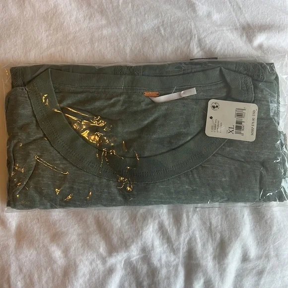 NWT Free People - Fall in Love Lace Inset T-Shirt.Color - Washed Army, Size - XL - Picture 8 of 8